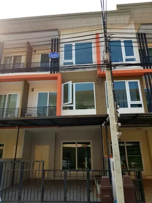 ให้เช่าเดอะ ทรัสต์ ทาวน์โฮม เกษตรนวมินทร์-นวลจันทร์ Tel.099-998-3897