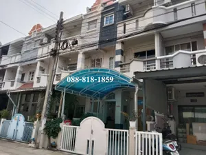 ให้เช่าทาวน์โฮม  แฮปปี้แลนด์วิว ลาซาล32 Tel.0999983897