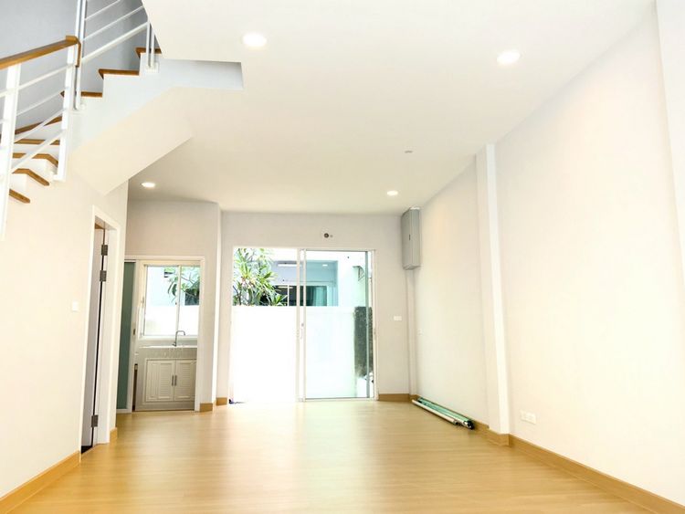 Call : 085-324-6515 บ้านกลางเมือง เออร์บาเนี่ยน เกษตร-นวมินทร์ 2 แบบ 3, ภาพที่ 4