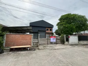 Call : 080-045-2332 ขายโกดัง ลาดหลุมแก้ว ปทุมธานี 200 ตร.วา ในโครงการ FC factory มีใบอนุญาติโรงงาน ลำดับที่ 64