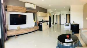 สตูดิโอขนาดใหญ่ ใกล้หาดในหาน 57 ตร.ม. รีโนเวทใหม่ พร้อมอยู่