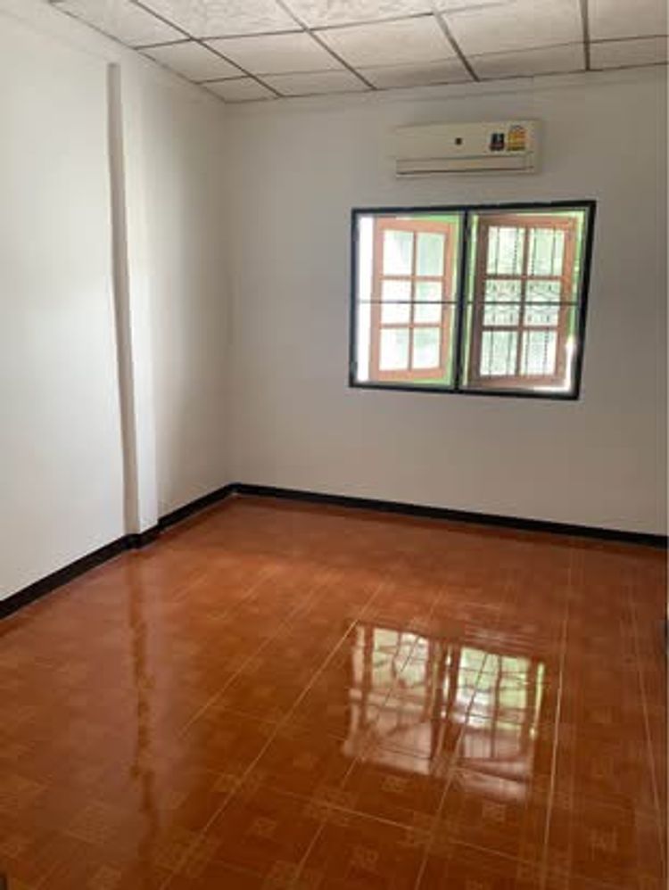บ้าน2ชั้น 2ห้องนอน(มีแอร์) , ภาพที่ 4