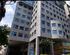 ให้เช่าสำนักงานพร้อมใช้ ชั้น 22 อาคาร SSP Tower 1 ติดถนนเอกมัย พื้นที่ขนาด 420 ตารางเมตร วิวเมือง Fully Furnished พร้อมใช้งาน