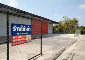 โกดังให้เช่าคลองสี่เฟส2 ติดมอเตอร์เวย์ ต.คลองสี่ อ.คลองหลวง จ.ปทุมธานี