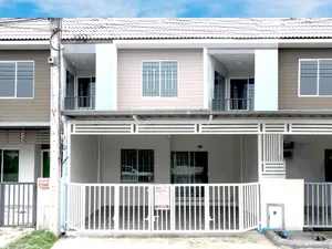 ขายราคาพิเศษ ทาวน์เฮ้าส์ 2 ชั้น ม.อารียา เดอะคัลเลอร์ส 20.3 ตร.ว. 3นอน 2น้ำ บ้านสวย ทำเลดี ถนนเมน ต้นโครงการ ฟังชั่นดีเยี่ยม พร้อมเฟอร์ [กาญจนาภิเษก-ราชพฤกษ์]