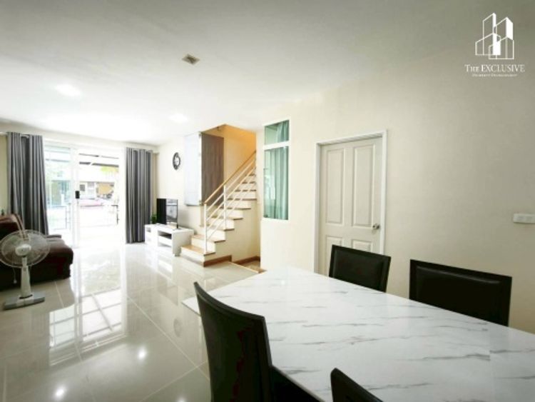 🏡 ปล่อยเช่า ทาวน์โฮม หลังมุม ติดสวนสาธารณะ หมู่บ้านโกลเด้นทาวน์, ภาพที่ 4