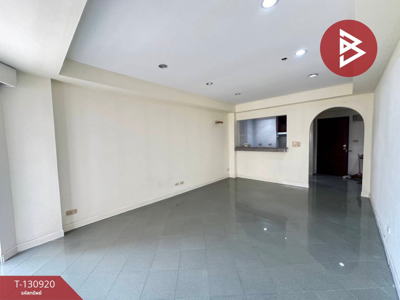 ขาย/เช่า คอนโด ริมหาดจอมเทียน ชลบุรี (Rim Jomtien Beach Condominium)