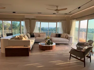 Call : 081-821-4826 Mae Phim Ocean Bay Condo, Penthouse 2 story 370 ตารางเมตร 3 ห้องนอน 3 ห้องน้ำ พร้อมบาร์ส่วนตัวบนดาดฟ้า วิวโรแมนติค ตกแต่งครบ