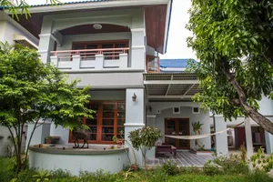 ให้เช่าบ้านเดี่ยว 144ตร.ว.โชคชัย4 ลาดพร้าว ถูกที่สุดในแอเรียนี้ ทำเลดีใกล้รถไฟฟ้า