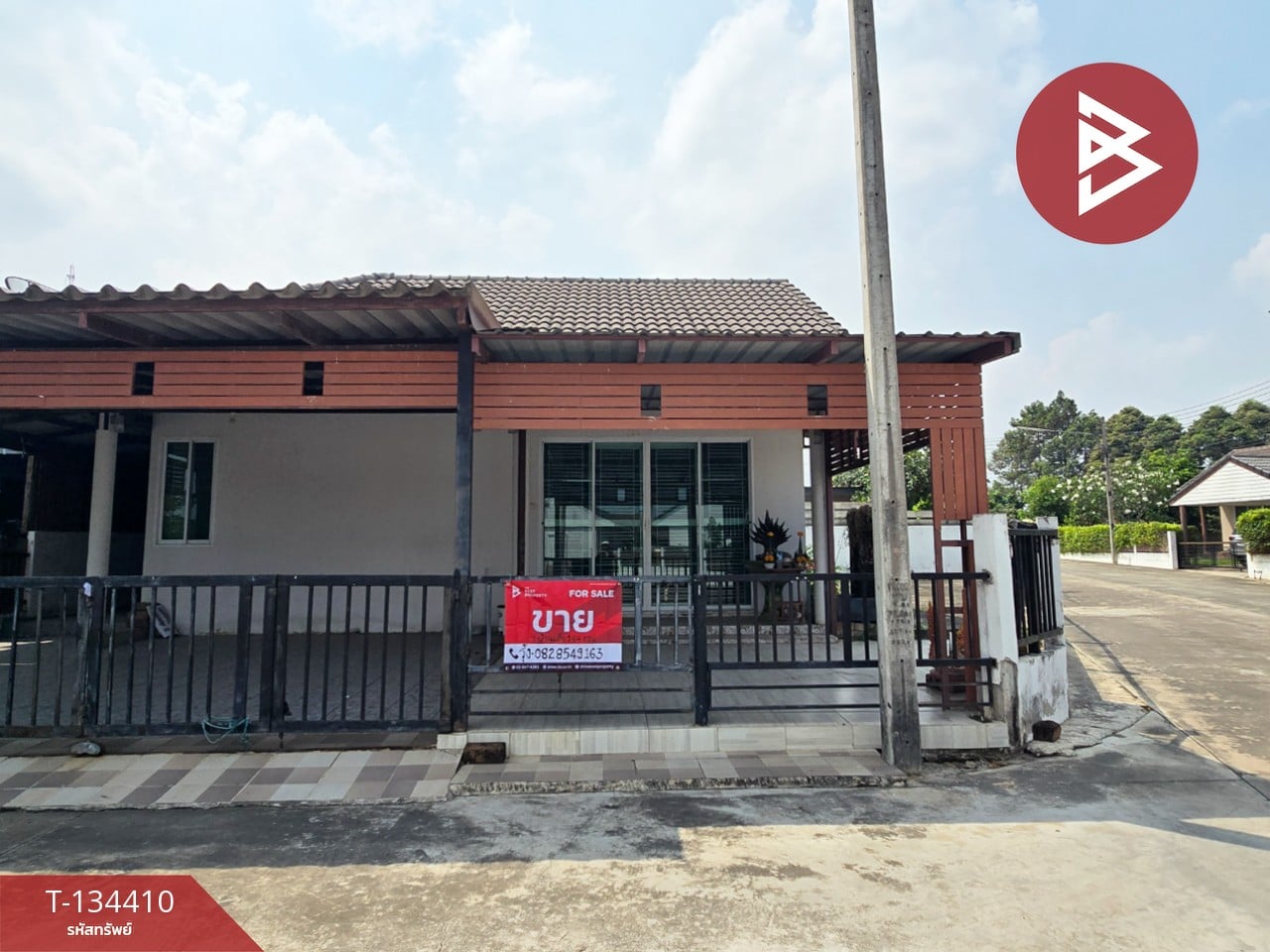 ขายบ้านเดี่ยว หมู่บ้านเพลินไพลิน ฉะเชิงเทรา 64.1 ตร.วา ต่อเติมแล้วพร้อมอยู่(ใกล้นิคมอุตสาหกรรม)