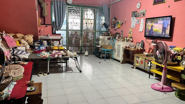 ขาย : ทาวน์เฮ้าส์ 2 ชั้น , เลขที่ 228 , เนื้อที่ 18 ตรว. , ซอยคู้บอน 6, ภาพที่ 4