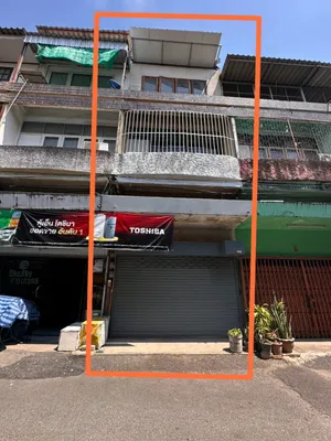 ขายตึกแถวรีโนเวทใหม่ ตลาดเอื้องคำ ใกล้แยกปอยหลวง เชียงใหม่  