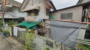 ขายบ้านครึ่งไม้ครึ่งปูนอุดมสุข 30 ราคาไม่เกิน 2.1 ทำเลดีมาก
