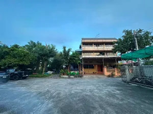 ขายที่ดินพร้อมสิ่งปลูกสร้าง 324 ตร.ว.ซ.บางบอน58 ถ.บางบอน5 แขวงบางบอน เขตบางขุนเทียน กรุงเทพ(ราคาถูก)
