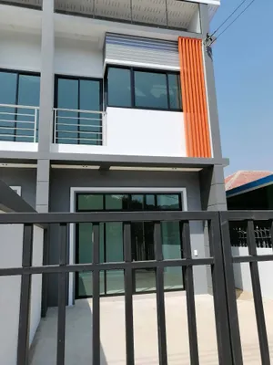 ขาย ทาวน์โฮม เทศบาลนครสวรรค์ ใกล้ราชการ