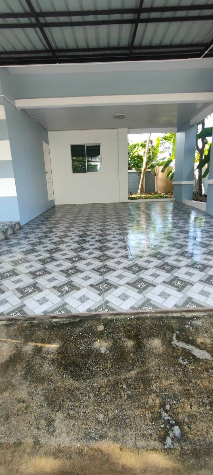 บ้าบเดี่ยว พร้อมอยู่ ต้องการเปลี่ยนเจ้าของใหม่, ภาพที่ 4
