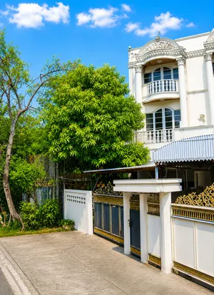 ขายทาวน์เฮาส์ 3 ชั้น พระราม 6 ใกล้ทางด่วนศรีรัช ทำเลหายากย่านอารีย์–สะพานควาย