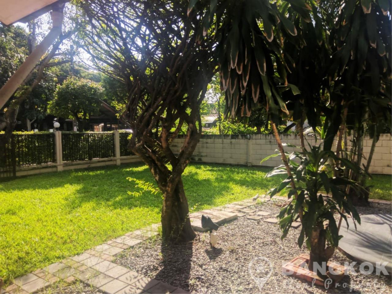 Sammakorn Village Ramkhamhaeng | Detacghed 4+1 Bed 3 Bath Large Garden, ภาพที่ 4