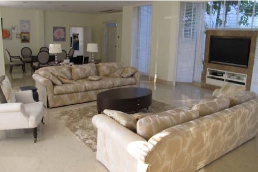 655sqm Spacious, Luxury Three Bedrooms Detach House for rent at Village, ภาพที่ 4