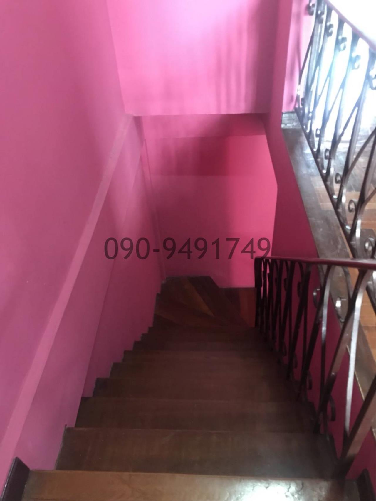 ทาวน์เฮ้าส์ 2 ชั้น หมู่บ้าน ฐิติพร 2 หลังริม มีสวนรอบบ้าน, ภาพที่ 4