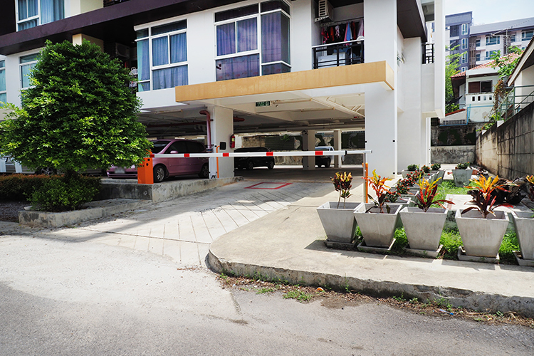 ดิ แอททริบิวท์ 1 - บรรยากาศ - 3