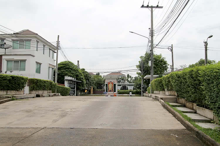 ทาวน์พลัส เพชรเกษม-บางแค - บรรยากาศ - 3