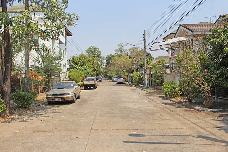 เมืองทองการ์เด้นท์โซน1 - บรรยากาศ - 3