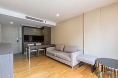 ให้เช่าคอนโด ในโครงการ Klass Condo Langsuan ลุมพินี ปทุมวัน กรุงเทพมหานคร