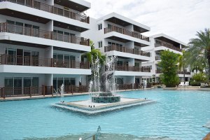 The Beach Palace คอนโดติดทะเล วิวดี มีหน้าหาดส่วนตัว